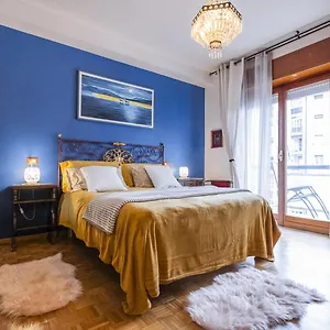 Apartment Big Deluxe Apts Italian Style Lake&terrace, Lecco